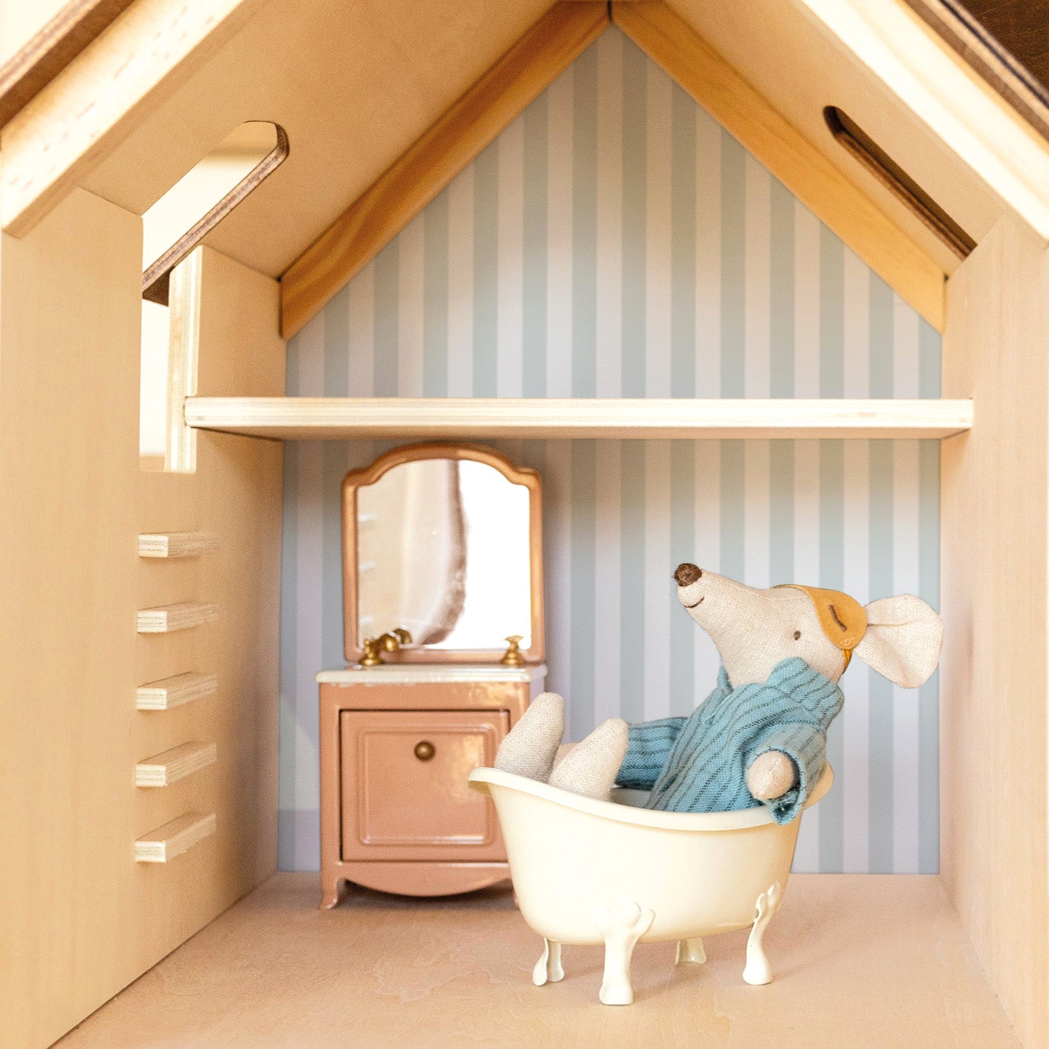 Papier peint pour maison de poupée - Miley