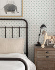 Papier Peint Small Dotty Stars par Danika Herrick