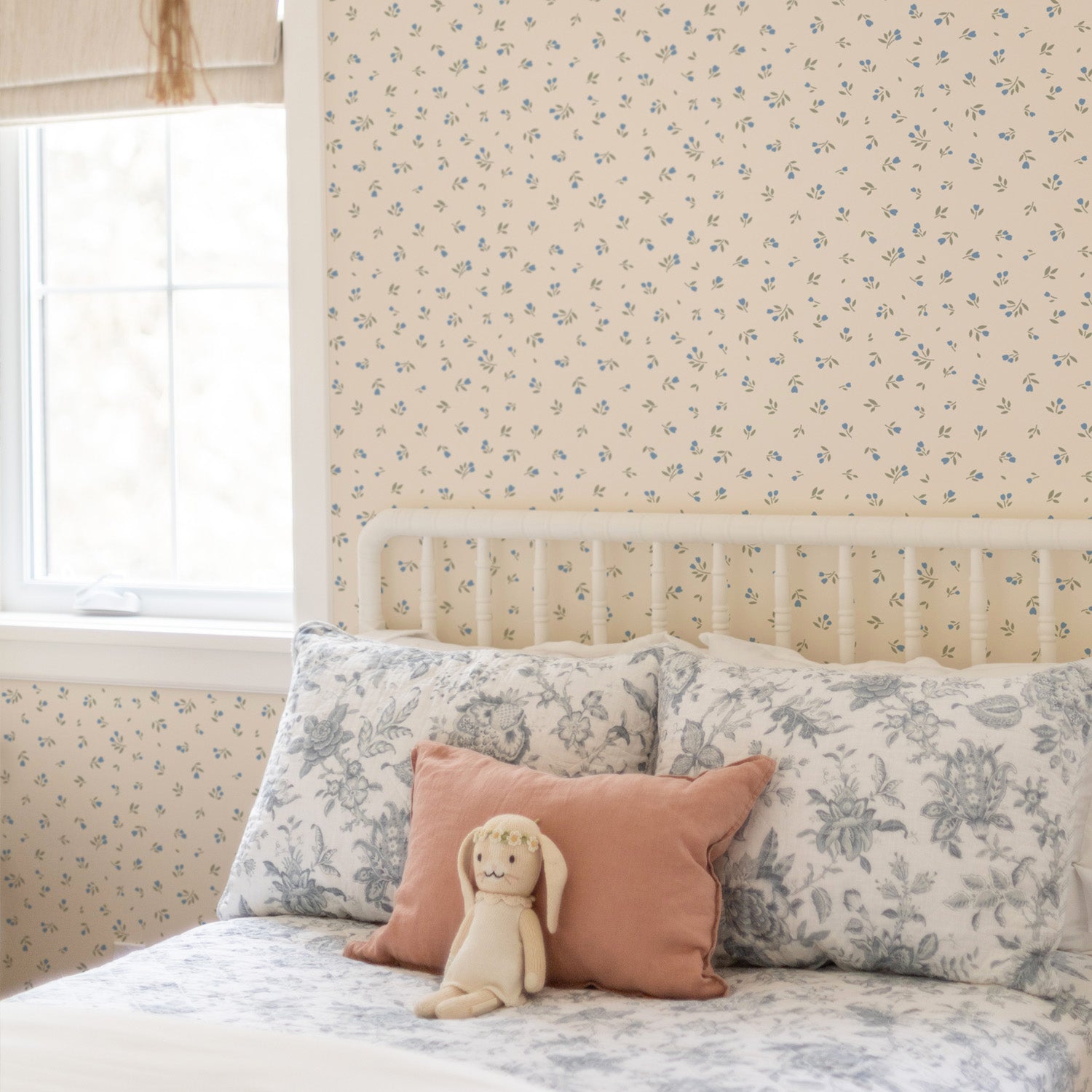 Wallpaper Margot Beige Background